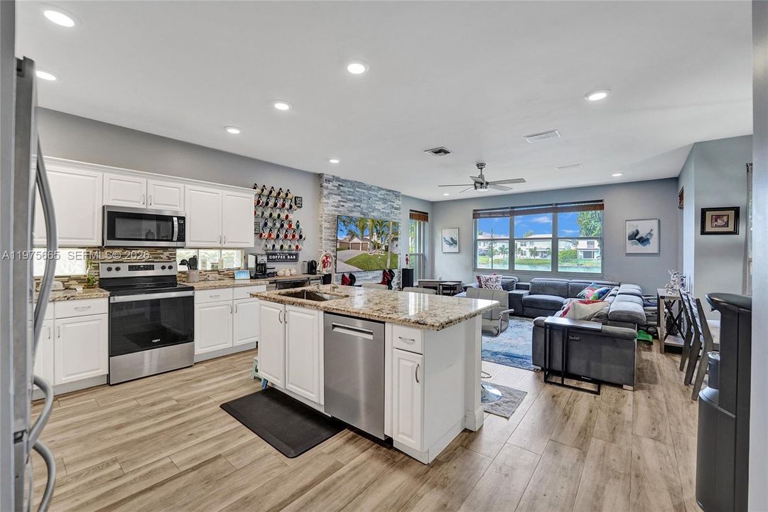 Active With Contract: $5,600 (5 beds, 2 baths, 3034 Square Feet)