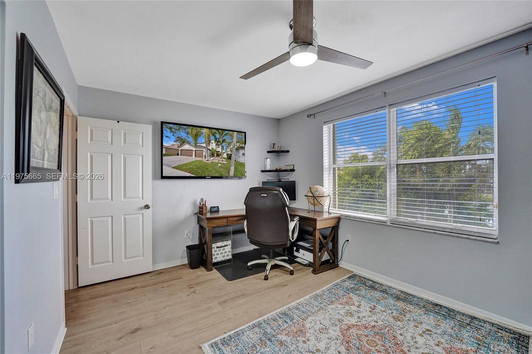 Active With Contract: $5,600 (5 beds, 2 baths, 3034 Square Feet)