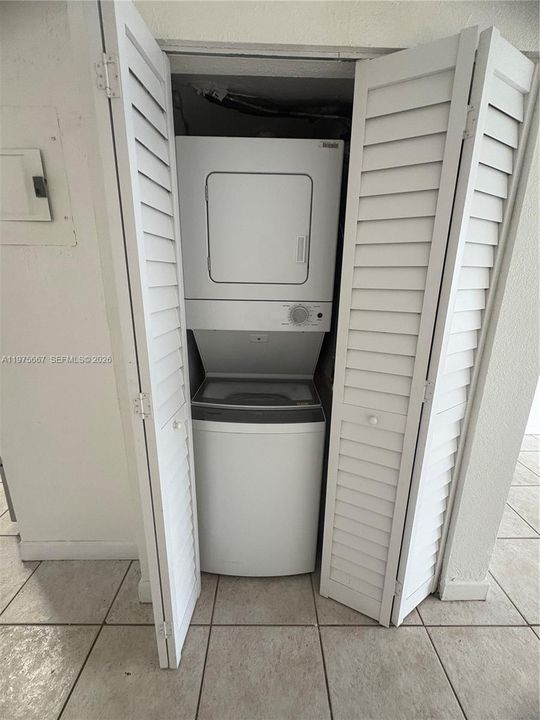 En Venta: $185,000 (2 camas, 1 baños, 938 Pies cuadrados)