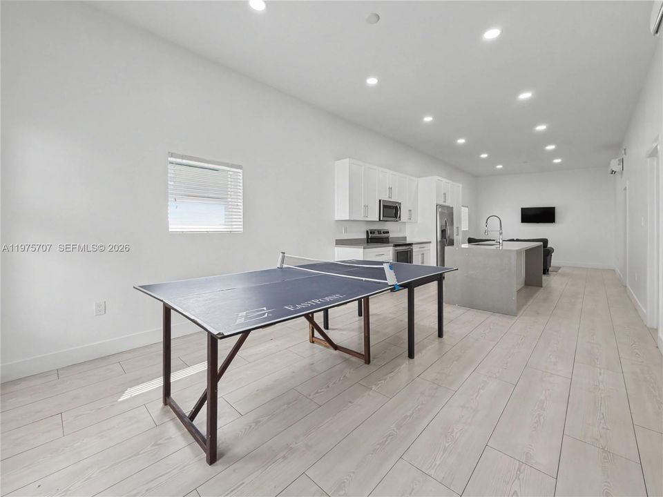 Active With Contract: $1,350,000 (0 beds, 0 baths, 4151 Square Feet)