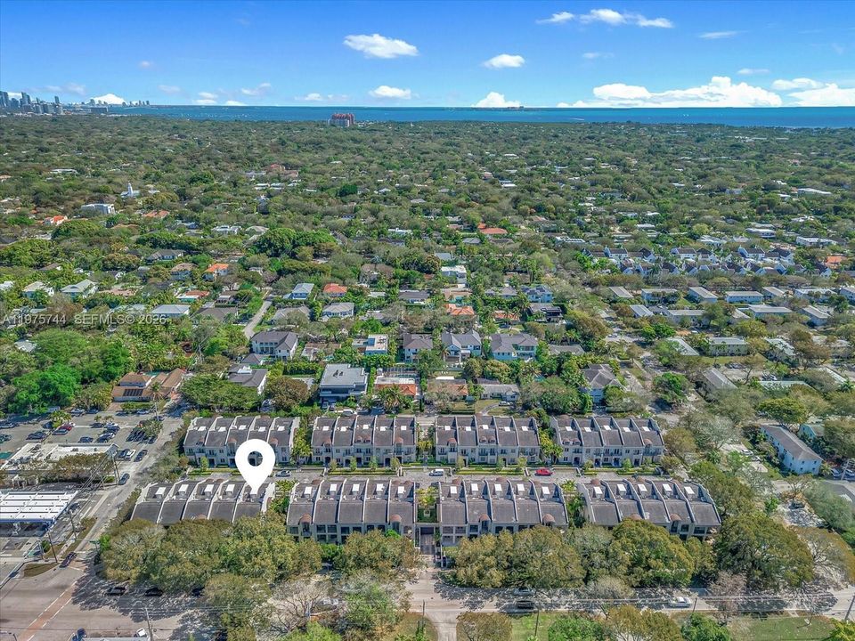 For Sale: $2,600,000 (3 beds, 4 baths, 3104 Square Feet)