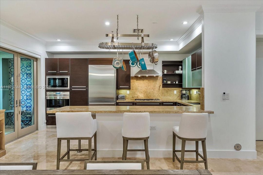 For Sale: $2,600,000 (3 beds, 4 baths, 3104 Square Feet)