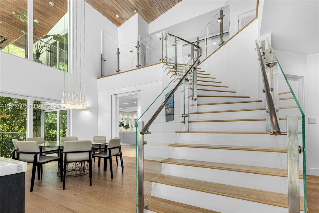 For Sale: $15,950,000 (6 beds, 6 baths, 6622 Square Feet)