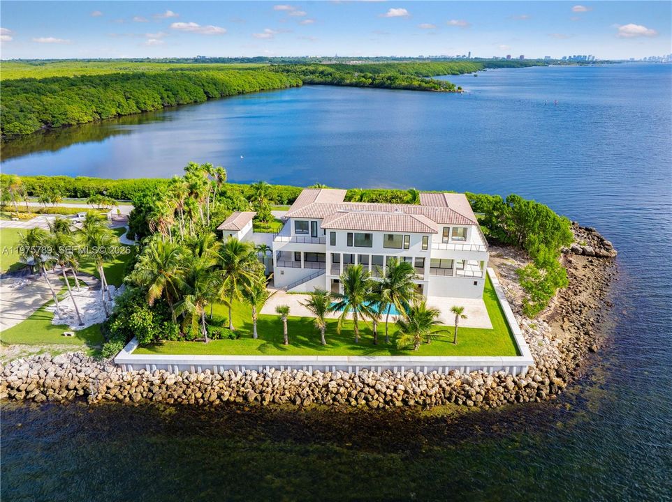 En Venta: $28,000,000 (7 camas, 4 baños, 9287 Pies cuadrados)