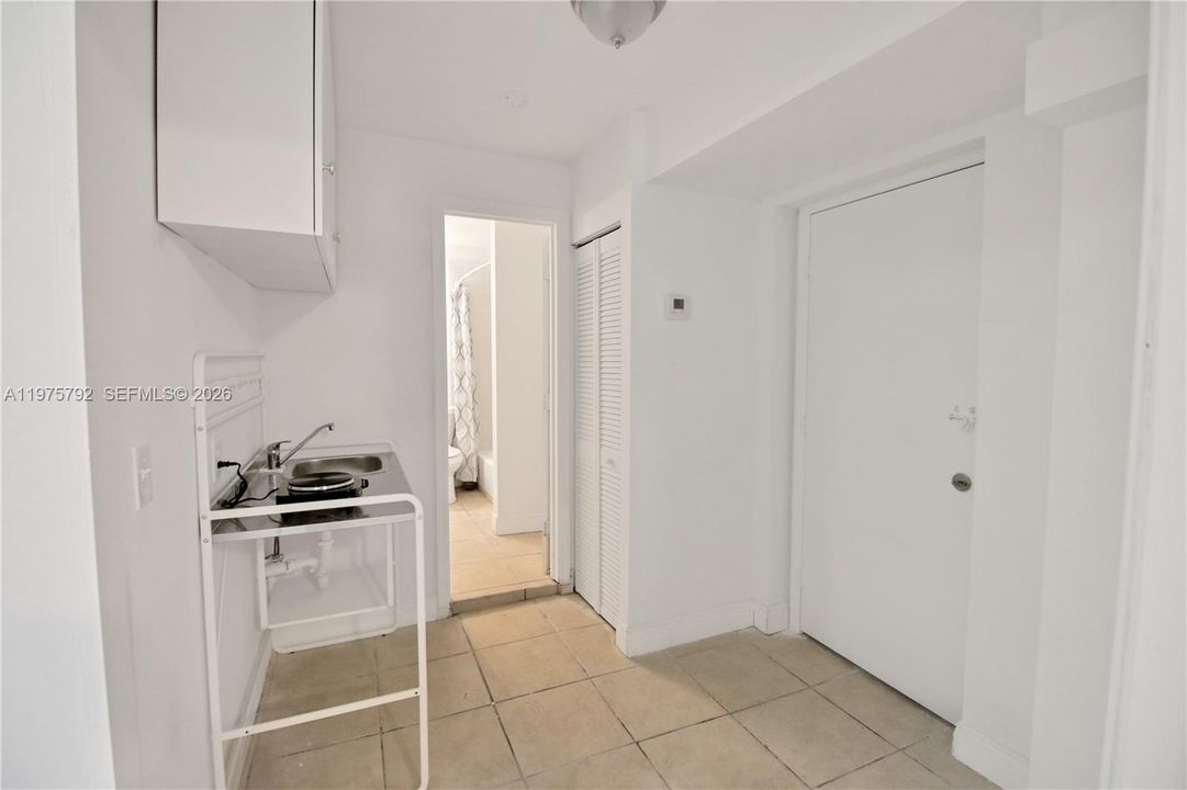 For Rent: $1,500 (2 beds, 1 baths, 500 Square Feet)