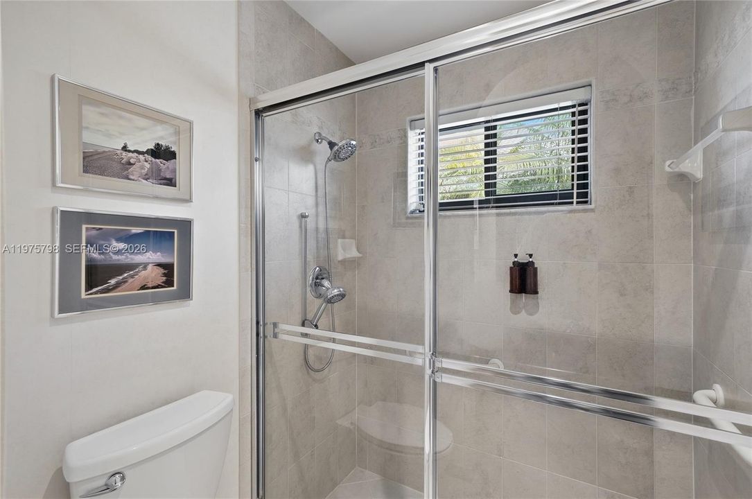 For Sale: $610,000 (3 beds, 3 baths, 2341 Square Feet)