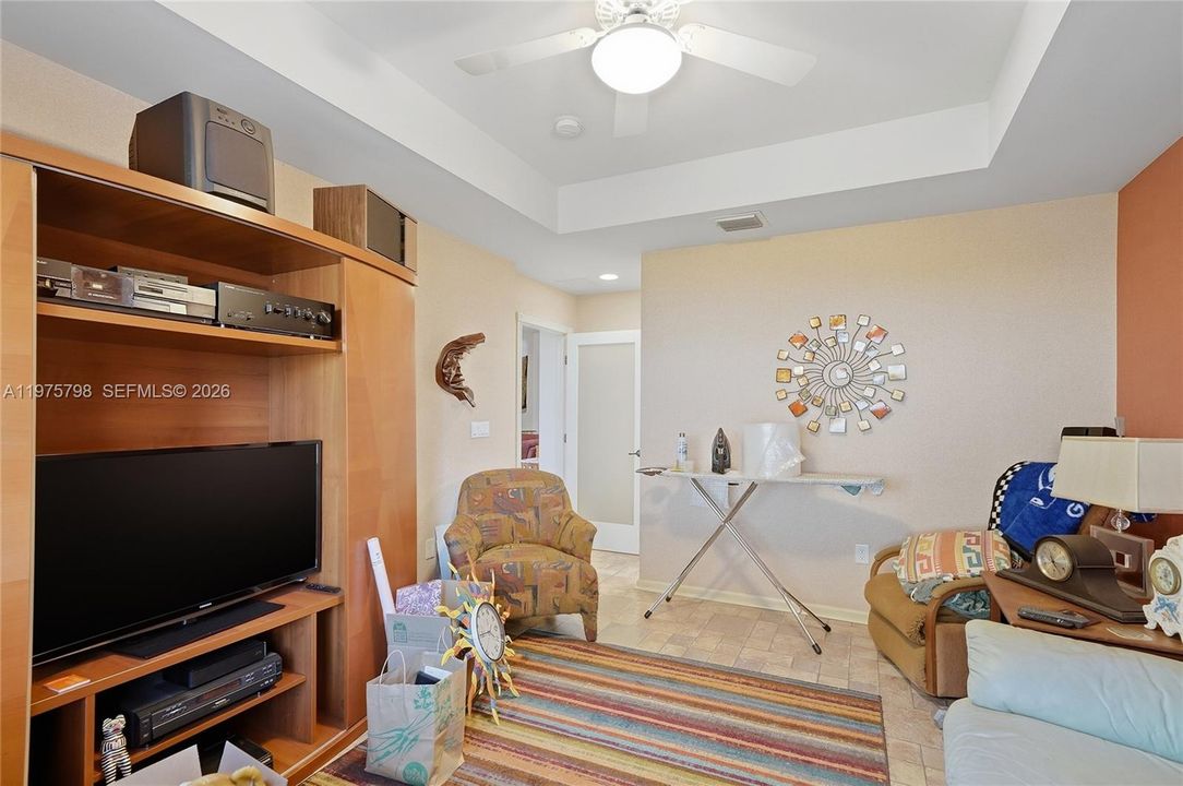 For Sale: $610,000 (3 beds, 3 baths, 2341 Square Feet)