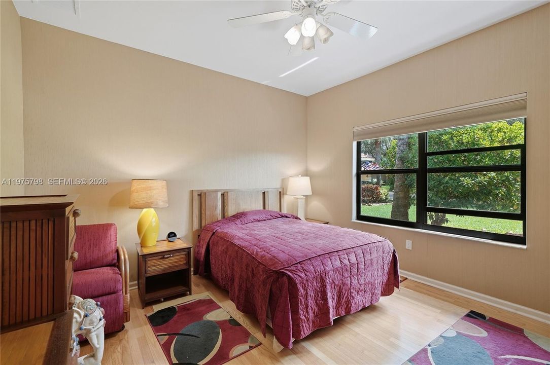 For Sale: $610,000 (3 beds, 3 baths, 2341 Square Feet)