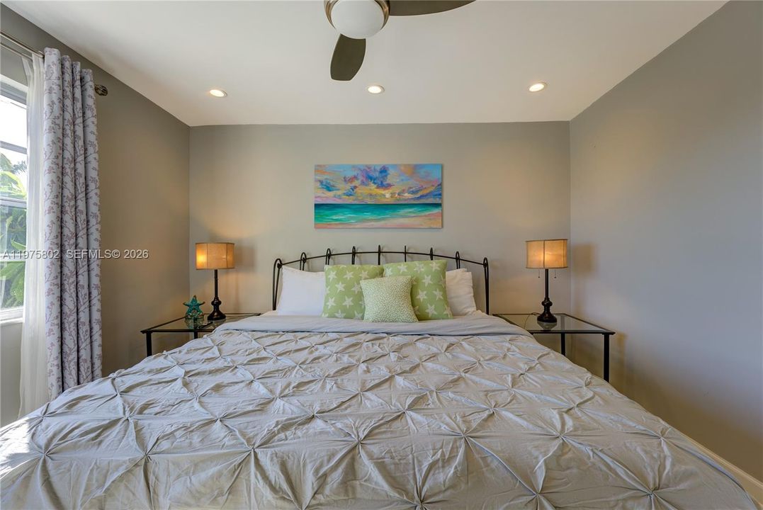 На продажу: $424,000 (1 спален, 1 ванн, 0 Квадратных фут)