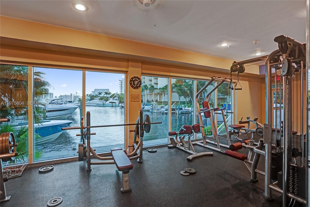 For Sale: $749,000 (2 beds, 2 baths, 2020 Square Feet)