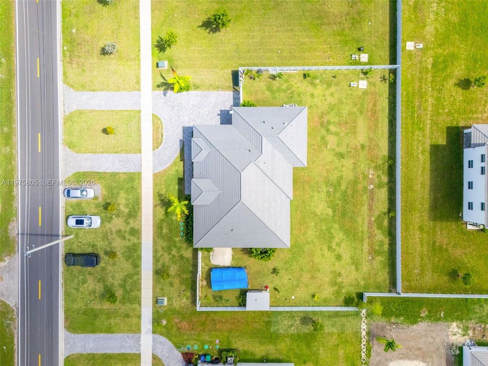 For Rent: $5,300 (4 beds, 3 baths, 2654 Square Feet)