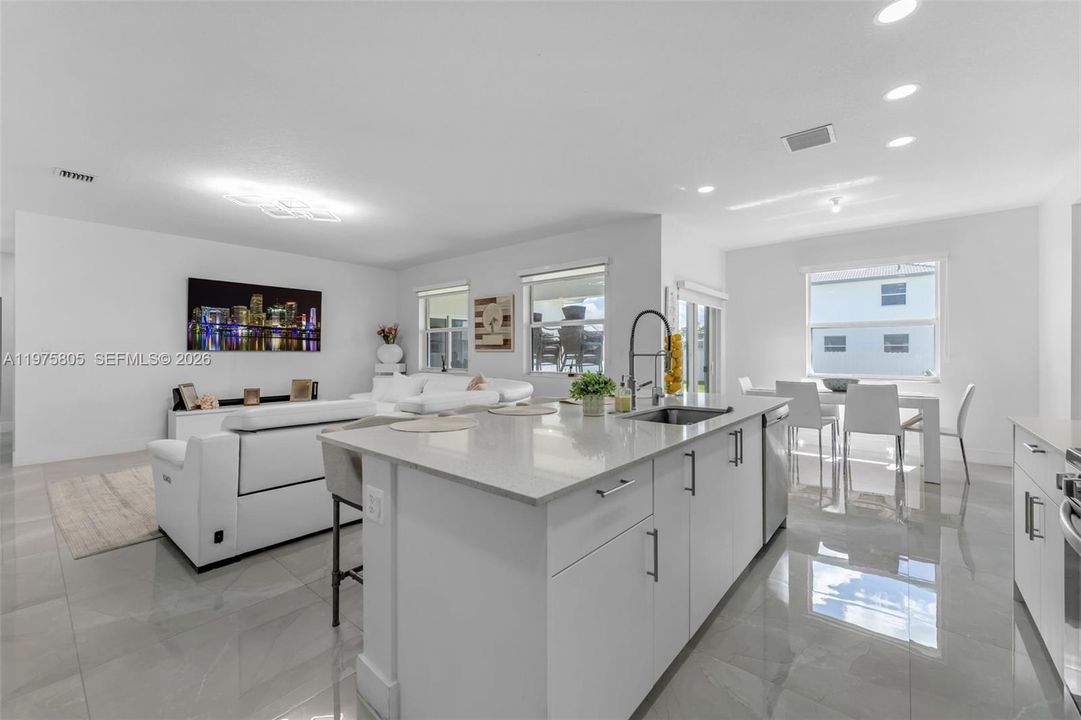 For Rent: $5,300 (4 beds, 3 baths, 2654 Square Feet)