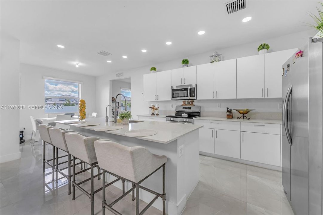 For Rent: $5,300 (4 beds, 3 baths, 2654 Square Feet)