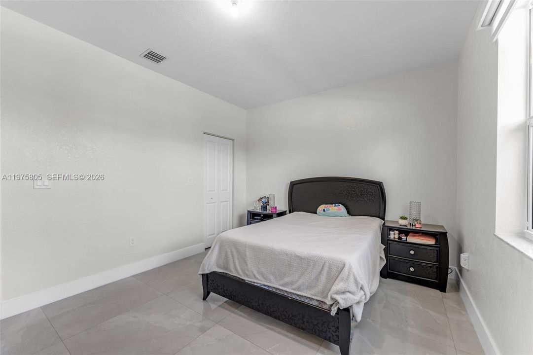 For Rent: $5,300 (4 beds, 3 baths, 2654 Square Feet)