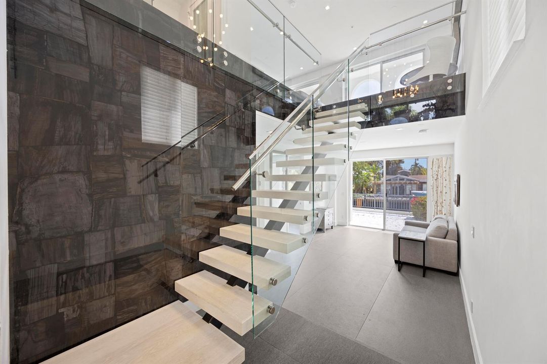 1st Floor Staircase
