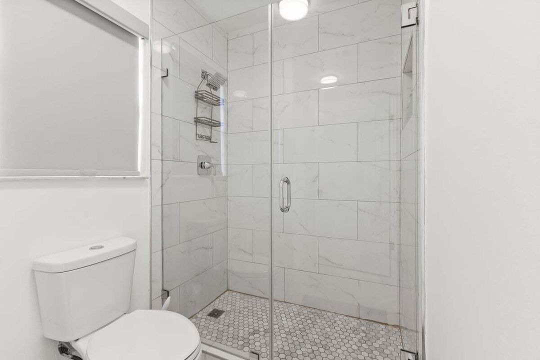 424A8651