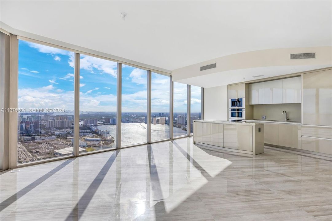 Active With Contract: $18,000 (2 beds, 2 baths, 1721 Square Feet)