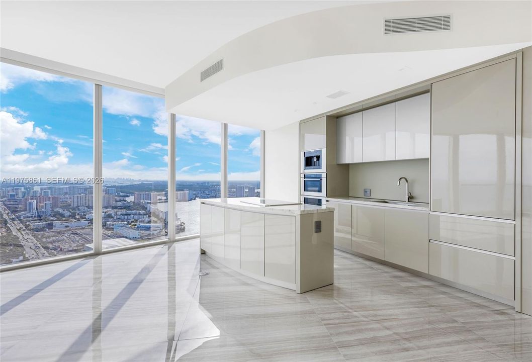 Active With Contract: $18,000 (2 beds, 2 baths, 1721 Square Feet)
