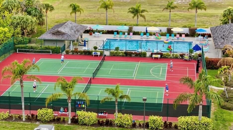 Tennis