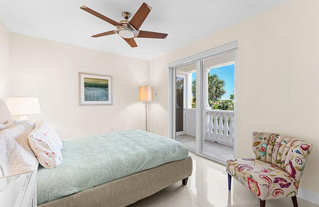 014-155SouthOceanAvenue-303-PalmBeachSho