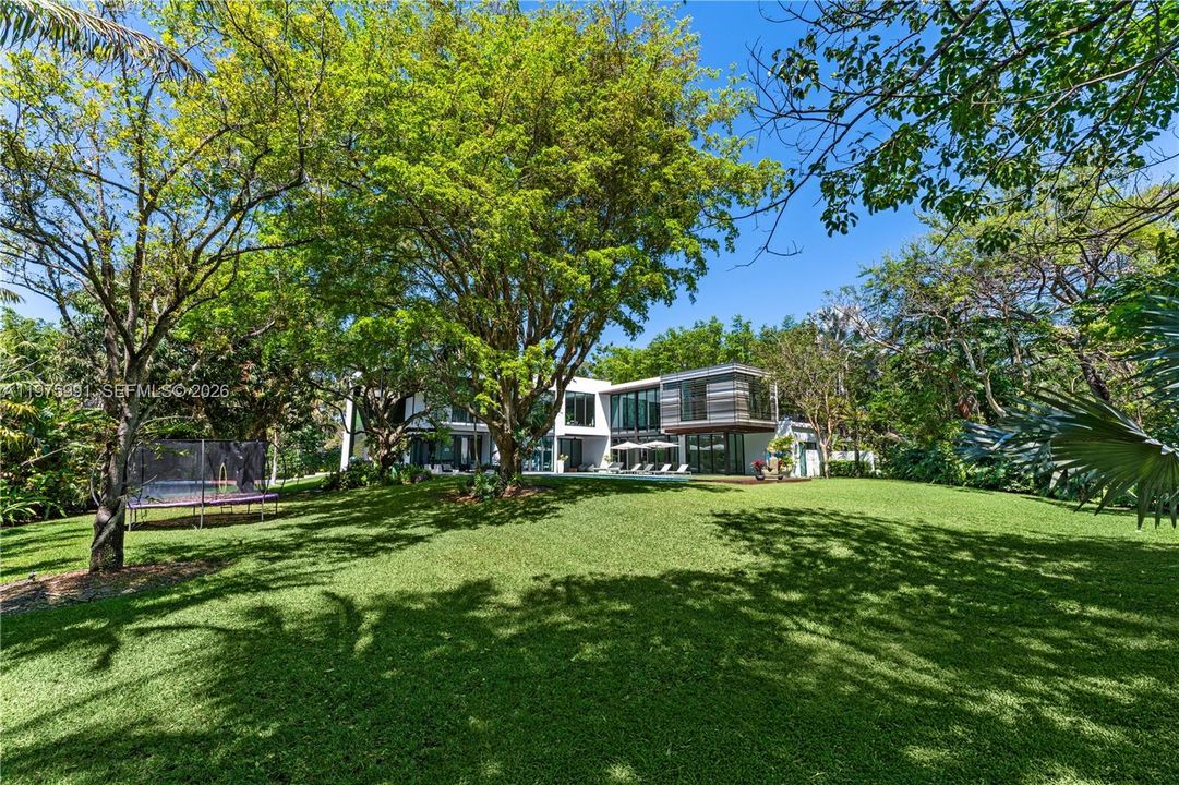 En Venta: $7,250,000 (7 camas, 5 baños, 6065 Pies cuadrados)