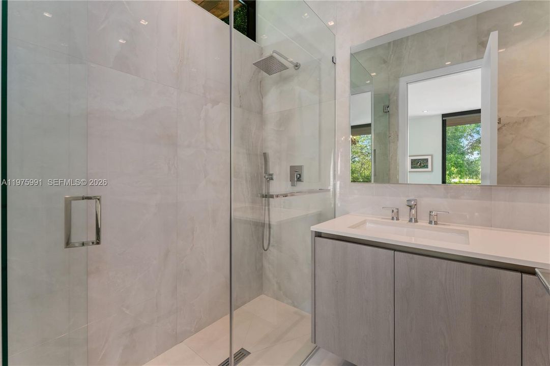 En Venta: $7,250,000 (7 camas, 5 baños, 6065 Pies cuadrados)
