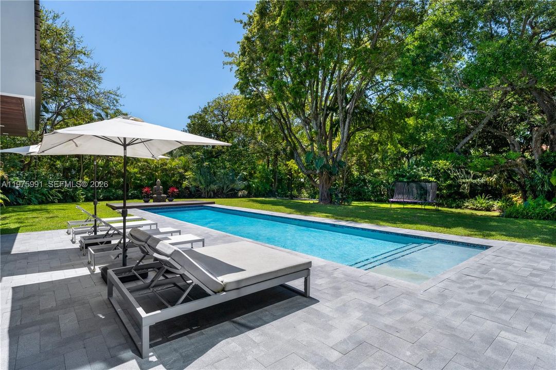 En Venta: $7,250,000 (7 camas, 5 baños, 6065 Pies cuadrados)