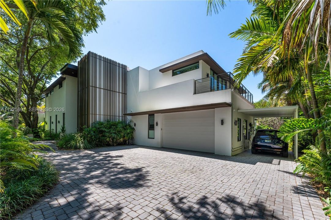 En Venta: $7,250,000 (7 camas, 5 baños, 6065 Pies cuadrados)
