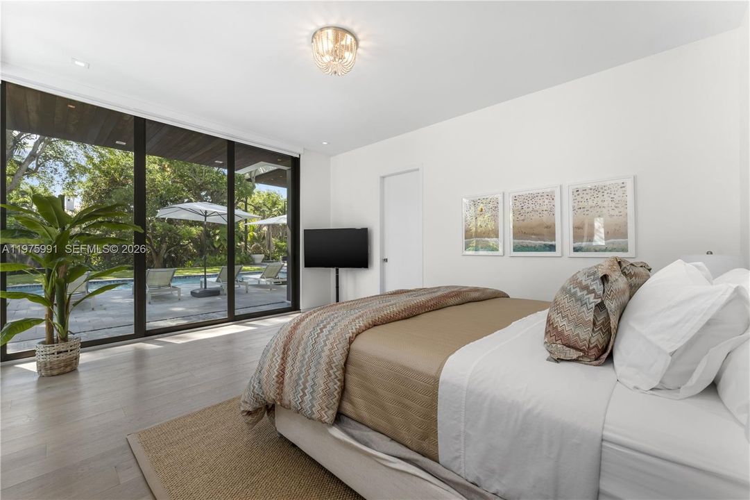 En Venta: $7,250,000 (7 camas, 5 baños, 6065 Pies cuadrados)