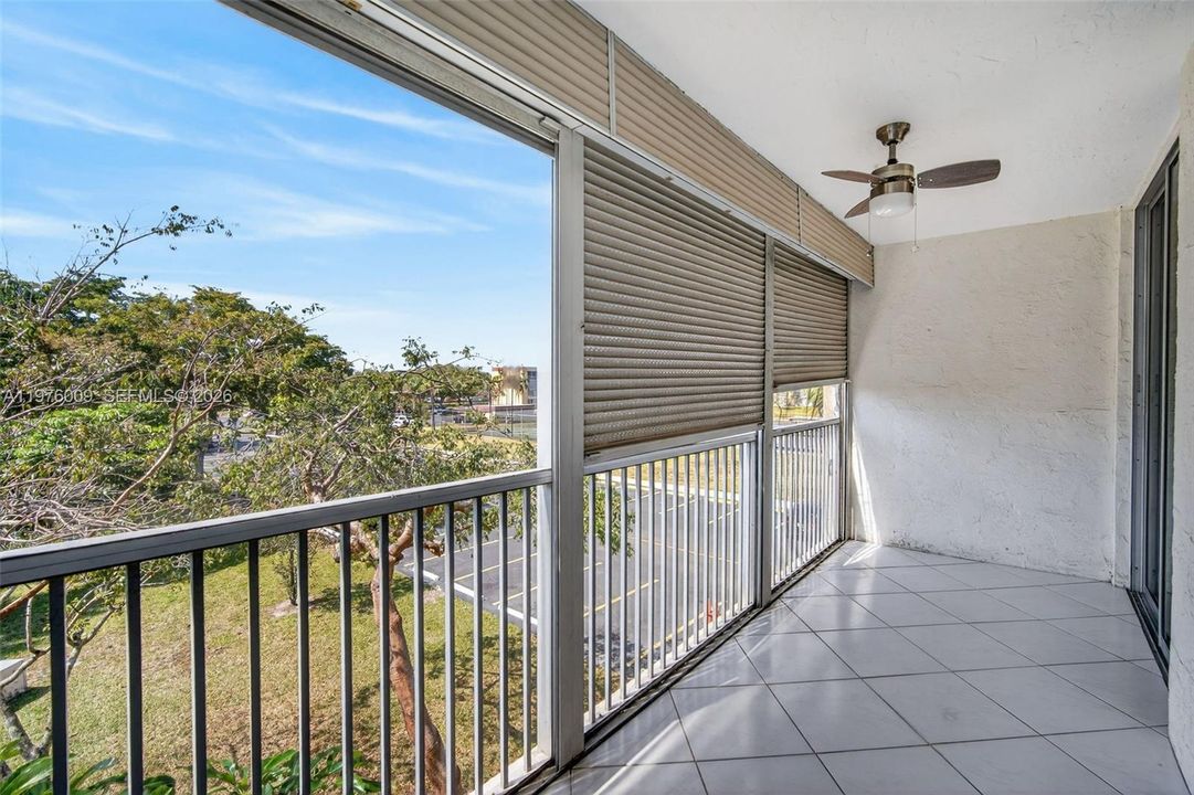 Active With Contract: $125,000 (2 beds, 2 baths, 1002 Square Feet)