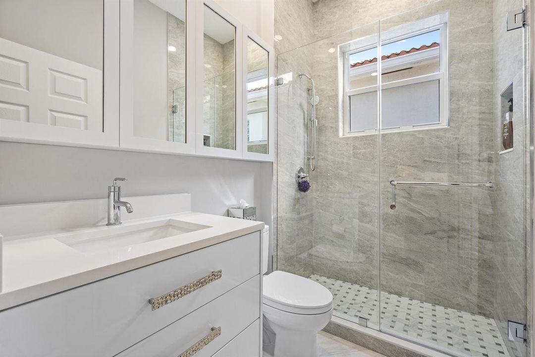 10626 Piazza Fontana-18