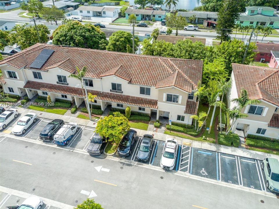 Active With Contract: $381,000 (2 beds, 2 baths, 1228 Square Feet)