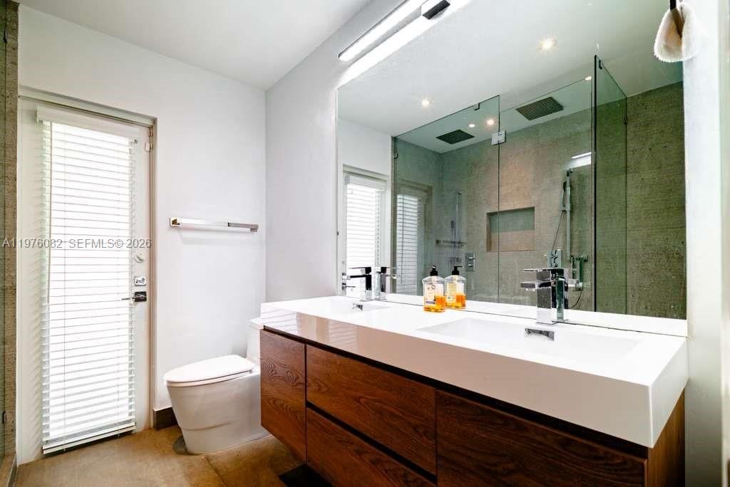 Bathroom #2