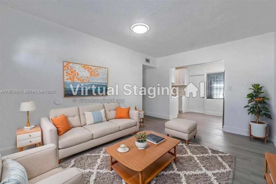 Active With Contract: $2,750 (3 beds, 1 baths, 864 Square Feet)