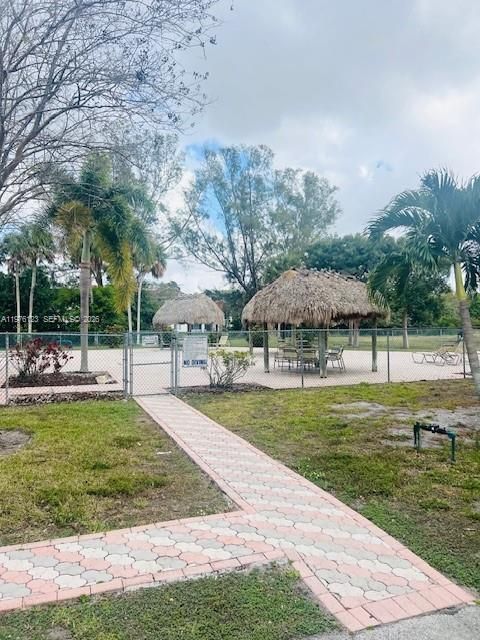 En Venta: $79,000 (1 camas, 1 baños, 867 Pies cuadrados)