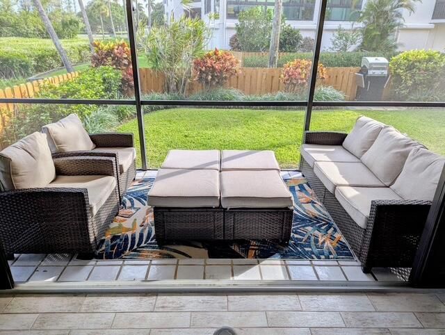 SCR PATIO