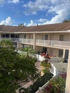 For Sale: $117,500 (2 beds, 1 baths, 1187 Square Feet)