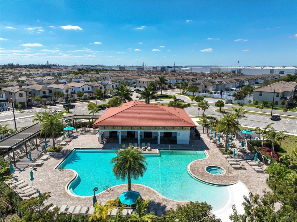 Recently Sold: $485,000 (3 beds, 2 baths, 1412 Square Feet)