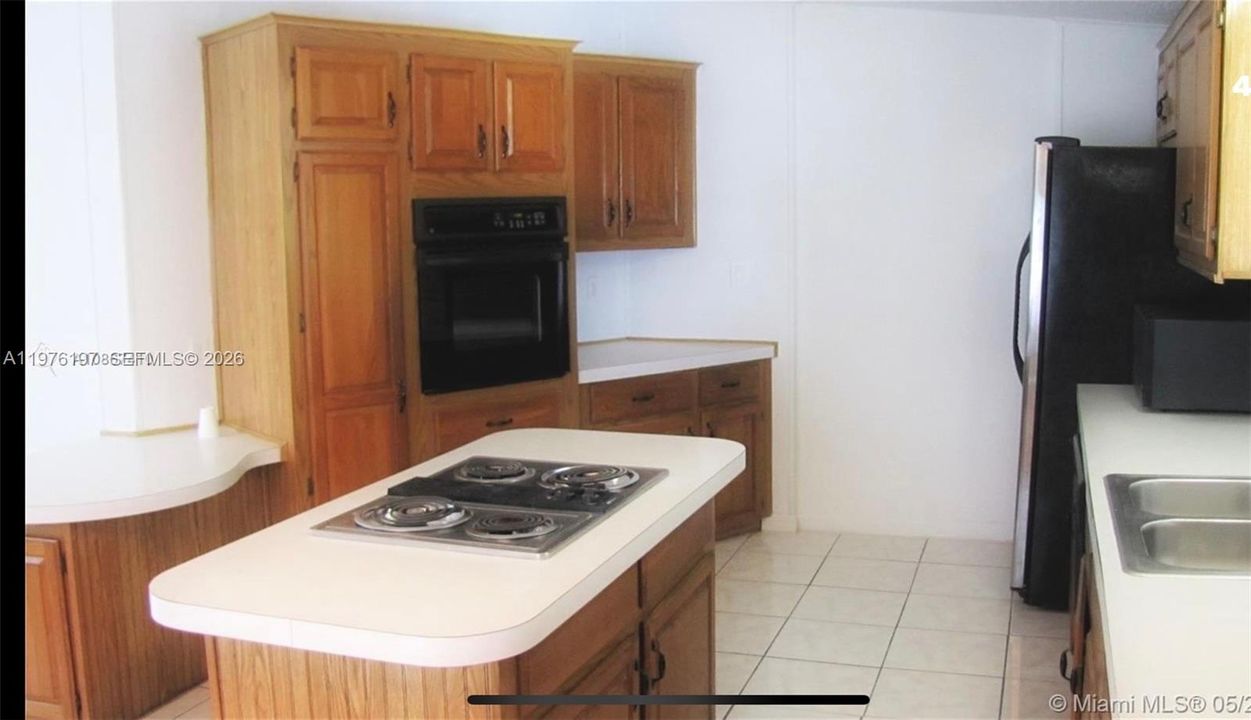 For Sale: $280,000 (3 beds, 2 baths, 1690 Square Feet)