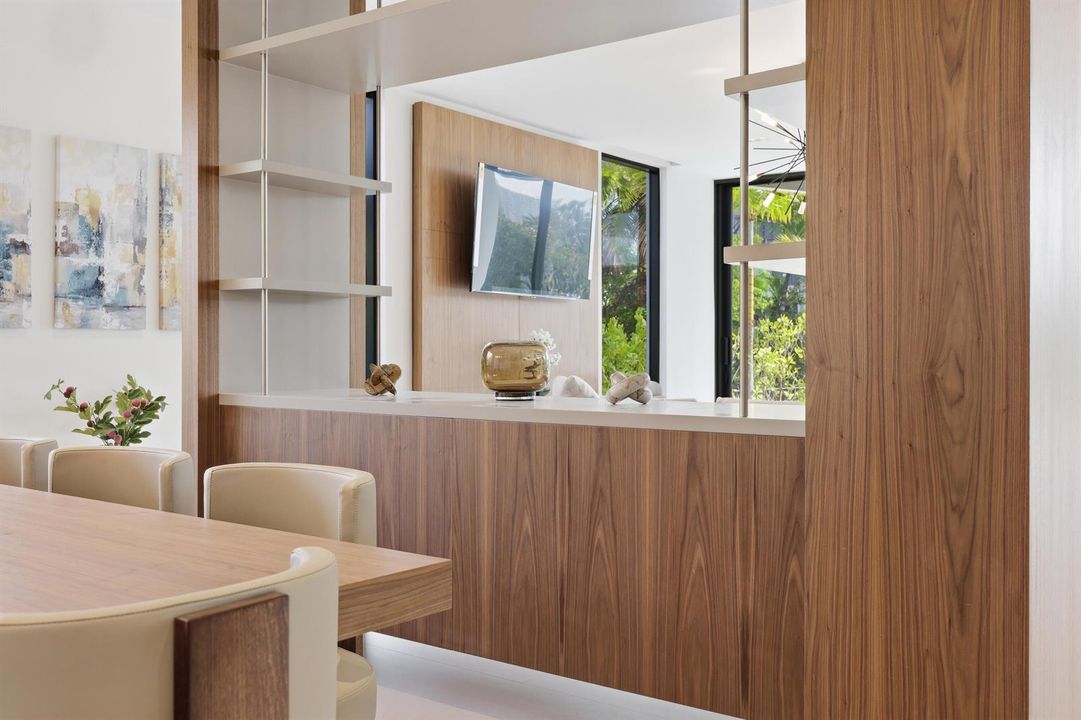 Dining Area 2