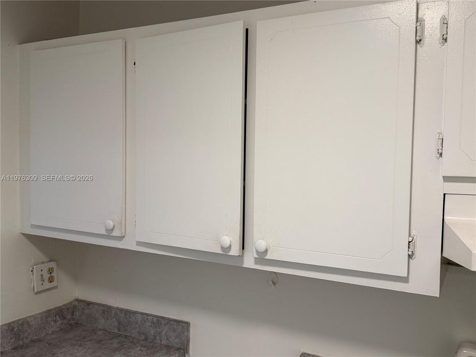 For Rent: $1,399 (1 beds, 1 baths, 640 Square Feet)