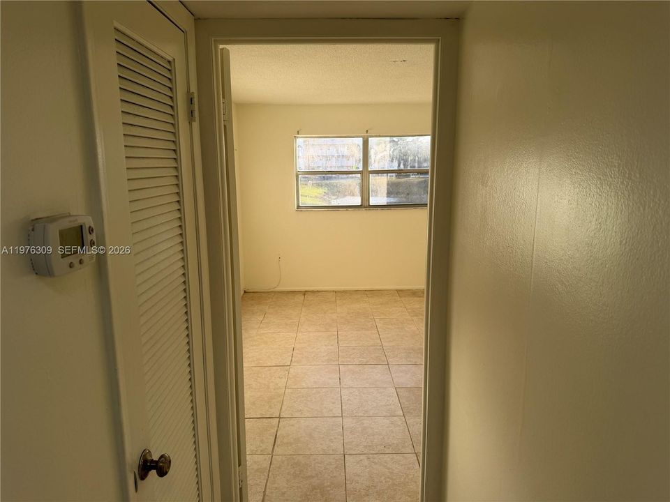 For Rent: $1,399 (1 beds, 1 baths, 640 Square Feet)