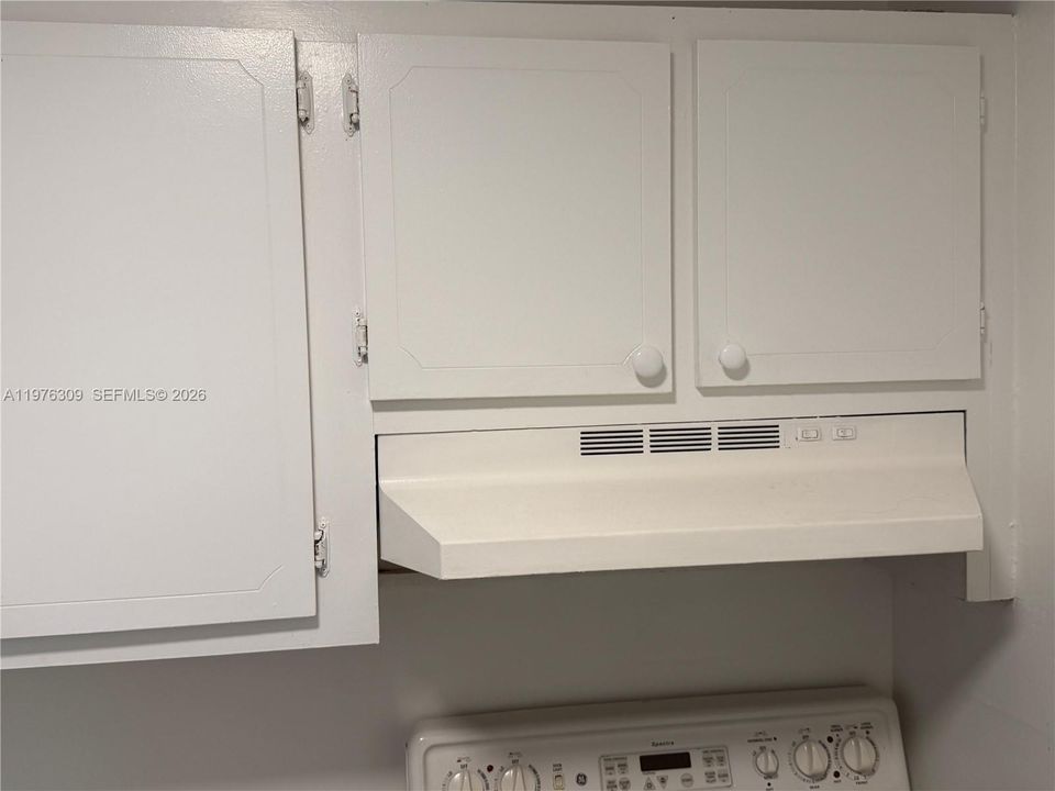 For Rent: $1,399 (1 beds, 1 baths, 640 Square Feet)