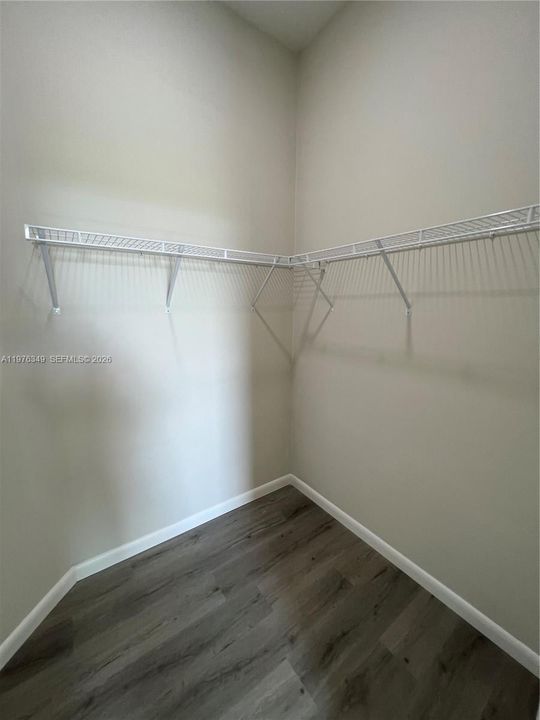 En Renta: $2,200 (4 camas, 2 baños, 1439 Pies cuadrados)