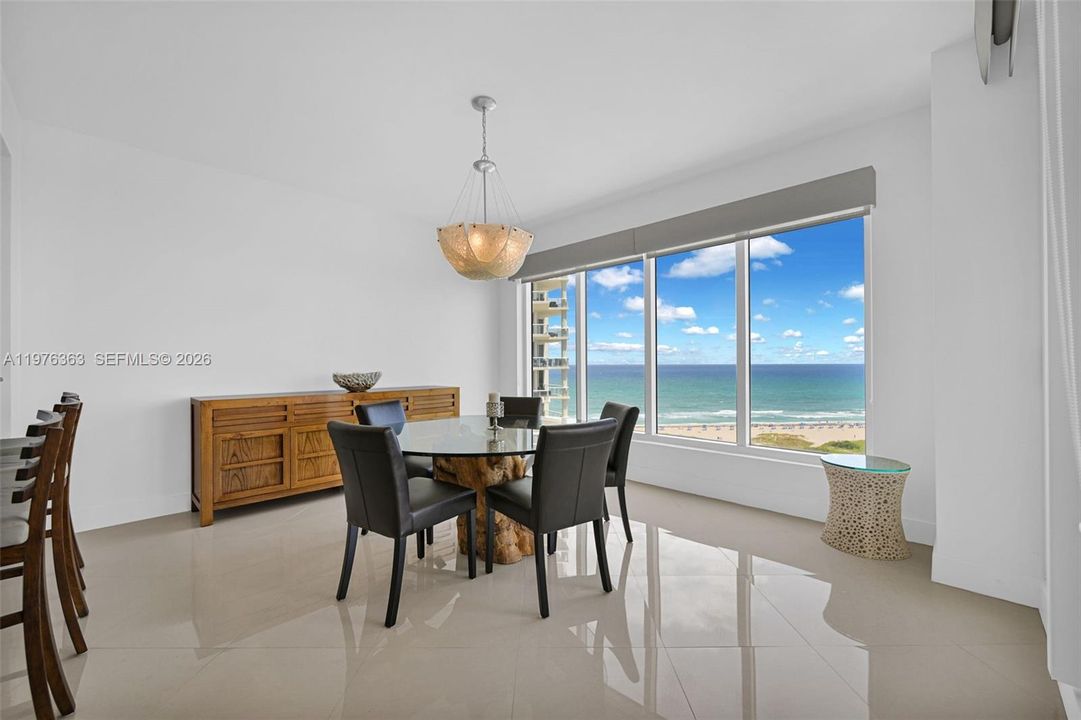 For Sale: $3,185,000 (3 beds, 3 baths, 2660 Square Feet)