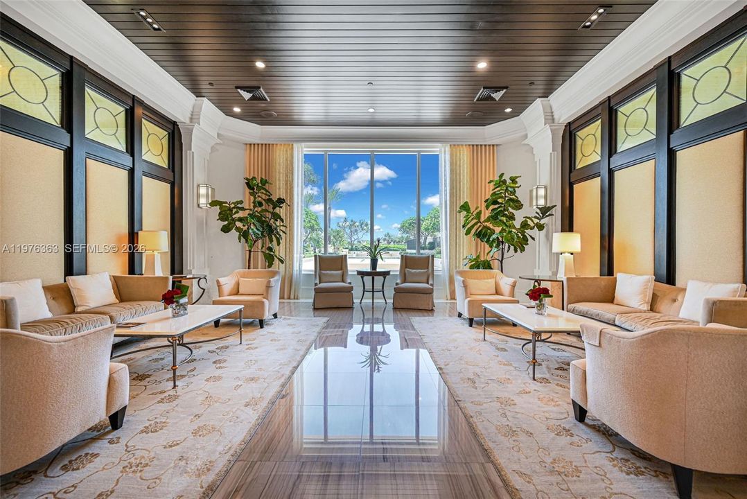 For Sale: $3,185,000 (3 beds, 3 baths, 2660 Square Feet)