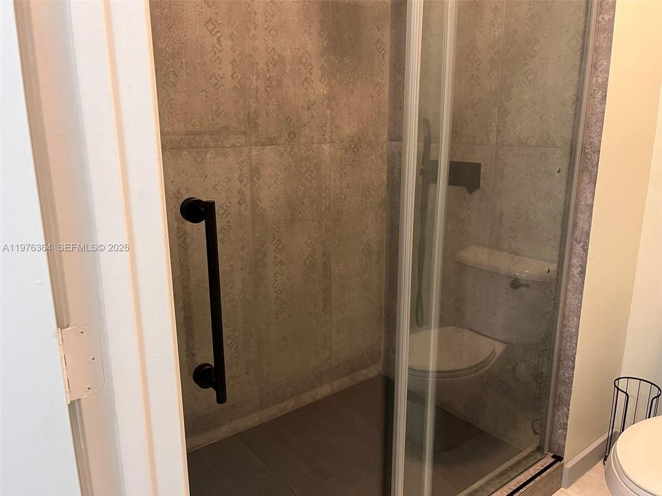 Recently Sold: $929,000 (4 beds, 2 baths, 2223 Square Feet)