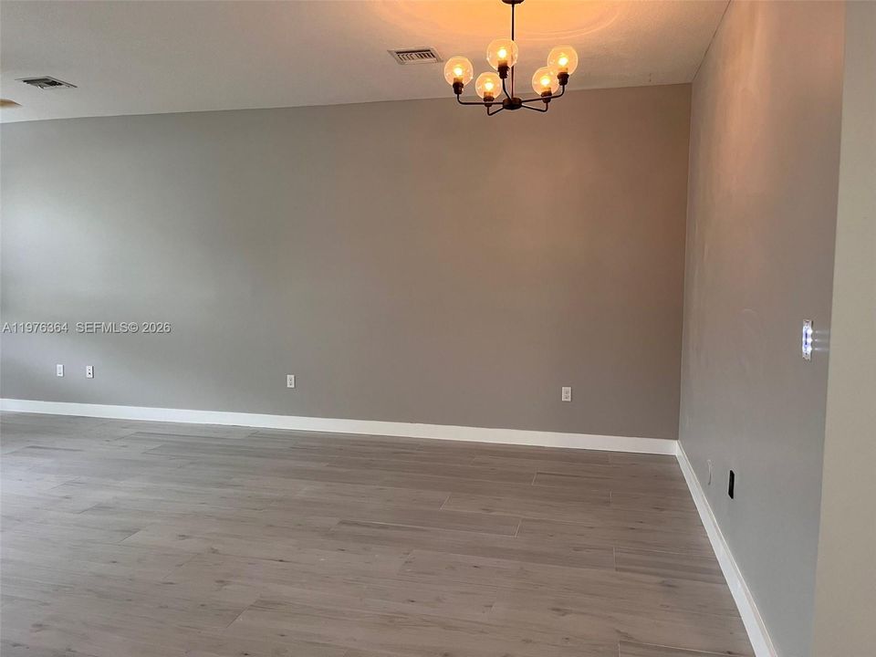 Recently Sold: $929,000 (4 beds, 2 baths, 2223 Square Feet)