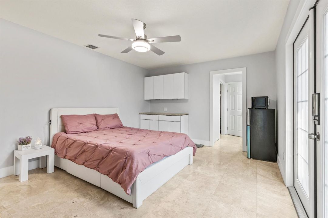 8361_Wilton_Dr_021