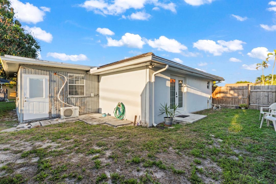 8361_Wilton_Dr_041